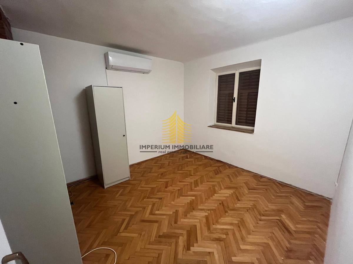 House For rent - SPLITSKO-DALMATINSKA KAŠTELA