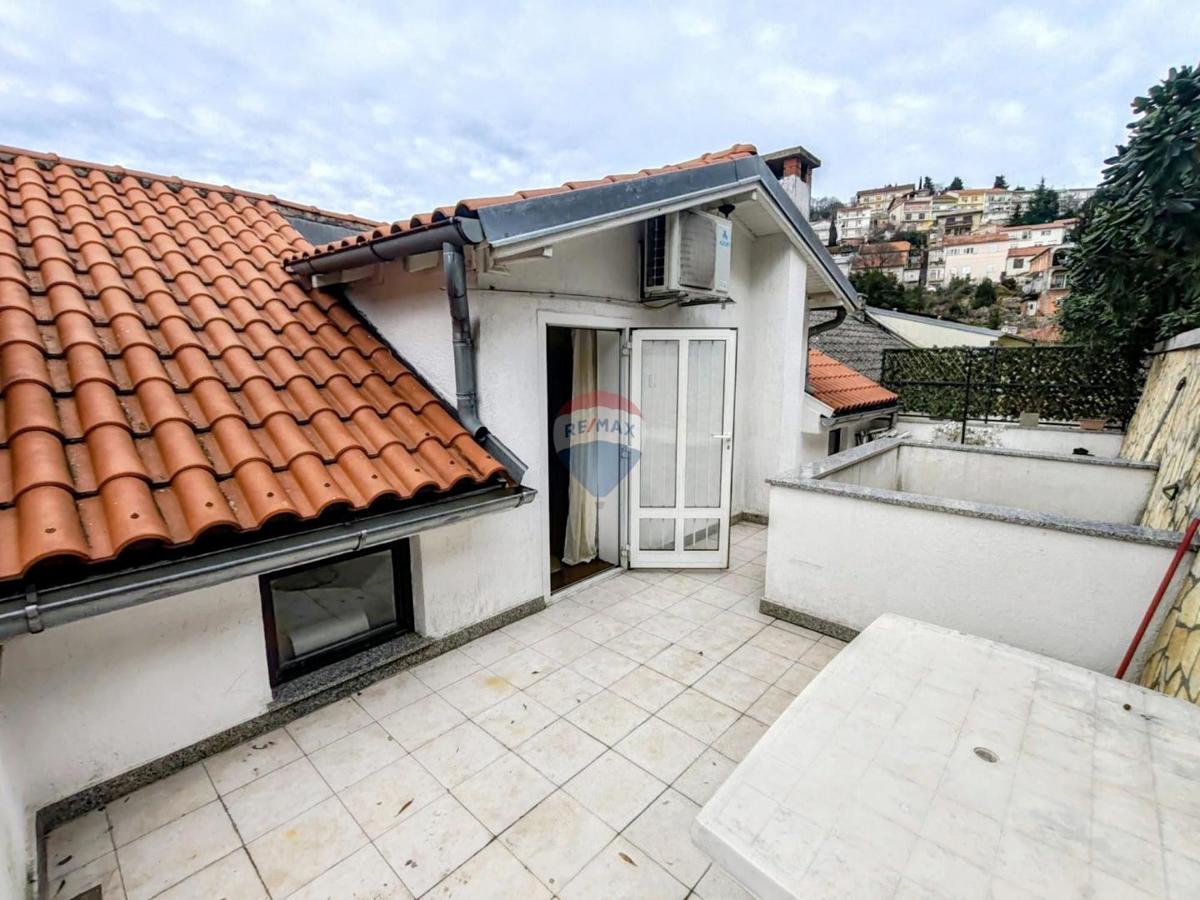 Kuća Na prodaju - PRIMORSKO-GORANSKA RIJEKA