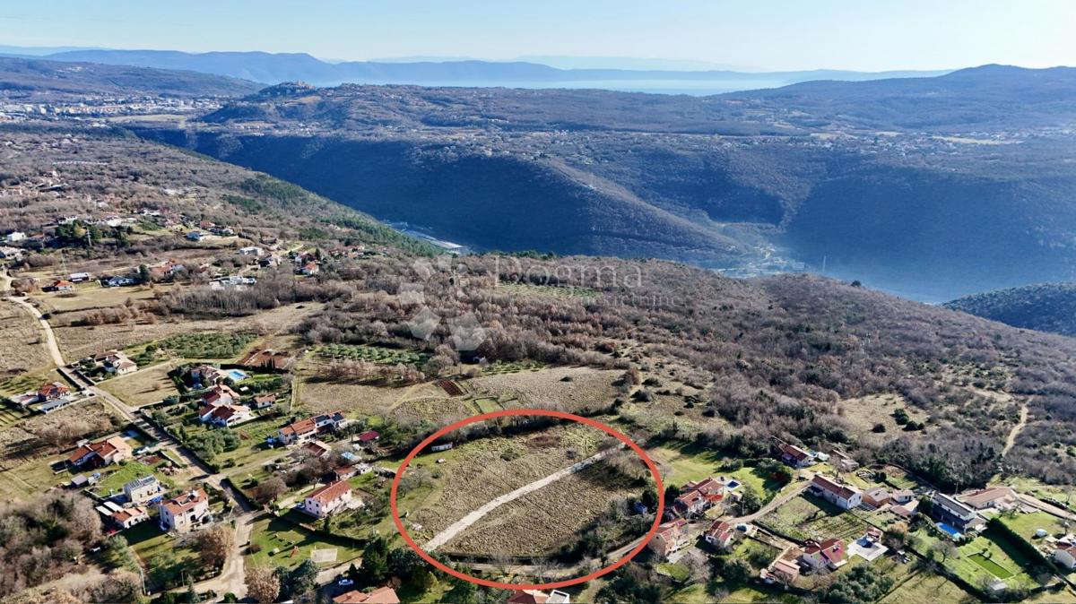 Zemljište Na prodaju - ISTARSKA SVETA NEDELJA