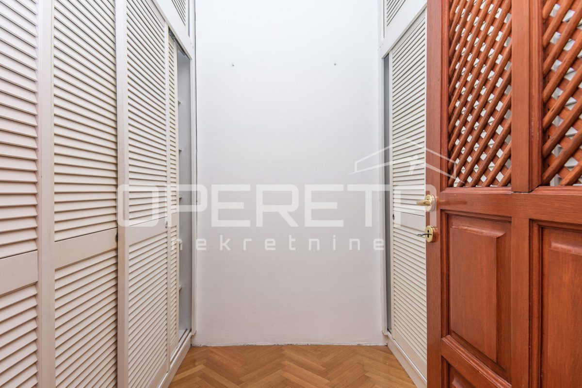 Dům K pronájmu - GRAD ZAGREB ZAGREB