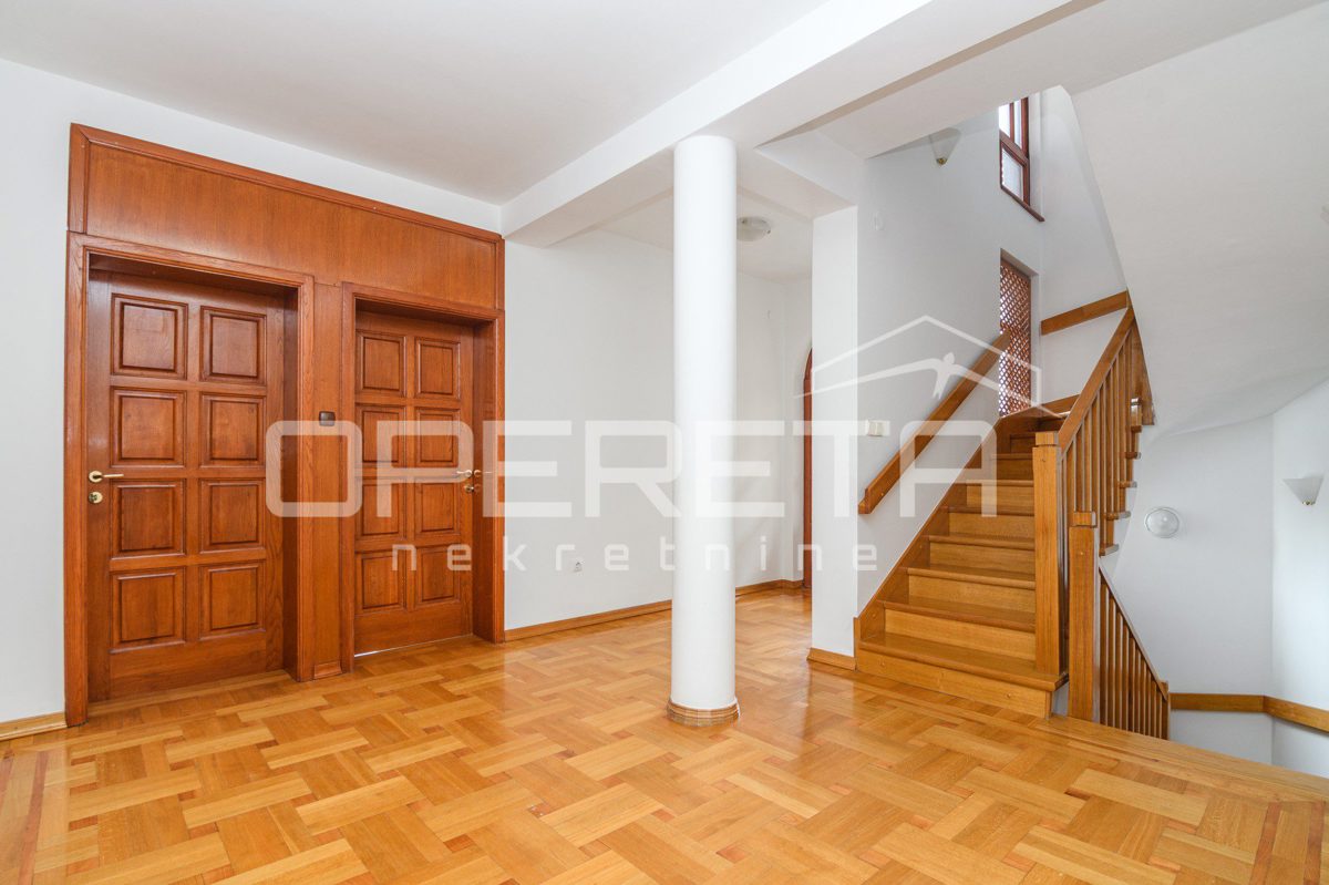 Dům K pronájmu - GRAD ZAGREB ZAGREB