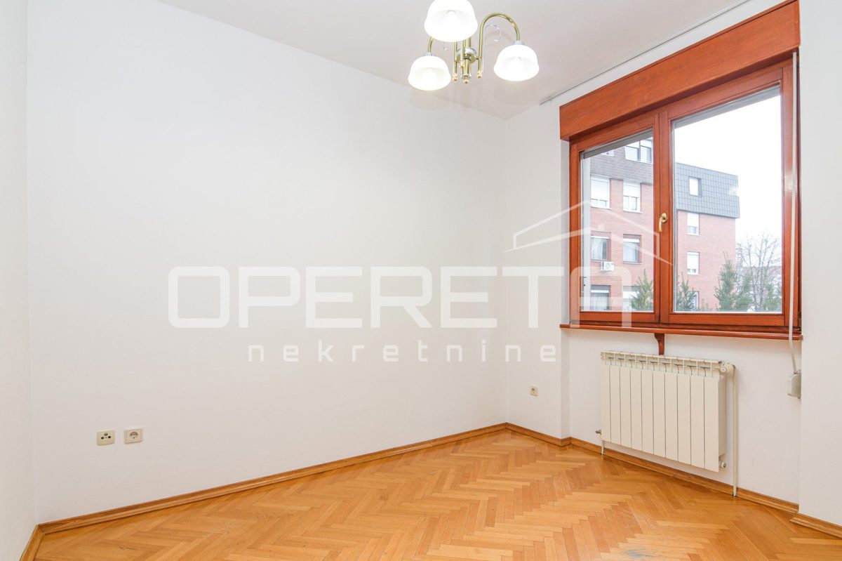 Dům K pronájmu - GRAD ZAGREB ZAGREB