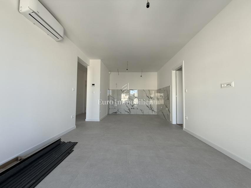 Apartment Zu verkaufen - Splitsko-dalmatinska Makarska - foto 1/13