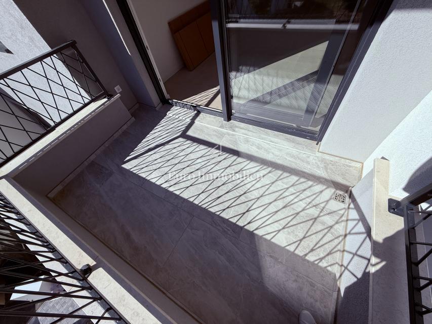 Apartment Zu verkaufen - SPLITSKO-DALMATINSKA MAKARSKA