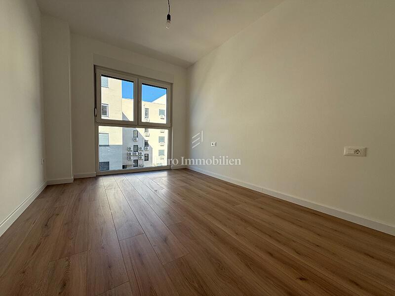 Apartment Zu verkaufen - SPLITSKO-DALMATINSKA MAKARSKA