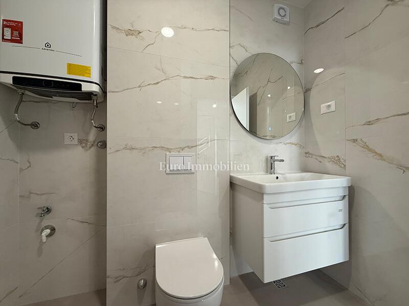 Apartment Zu verkaufen - SPLITSKO-DALMATINSKA MAKARSKA