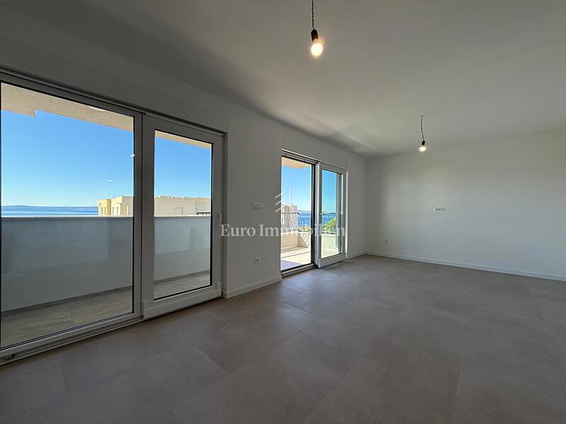 Apartment Zu verkaufen - SPLITSKO-DALMATINSKA MAKARSKA