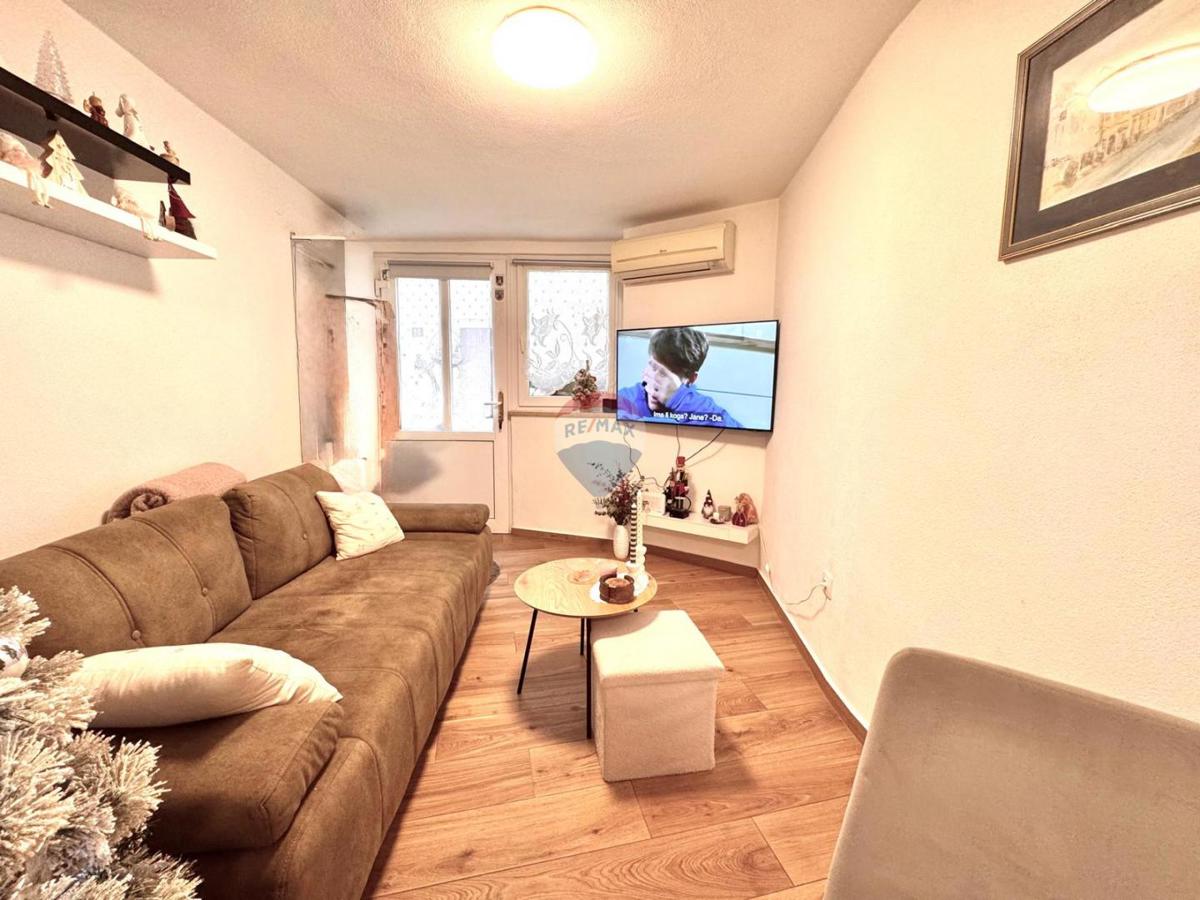 House For sale - Primorsko-goranska Novi Vinodolski - foto 1/13