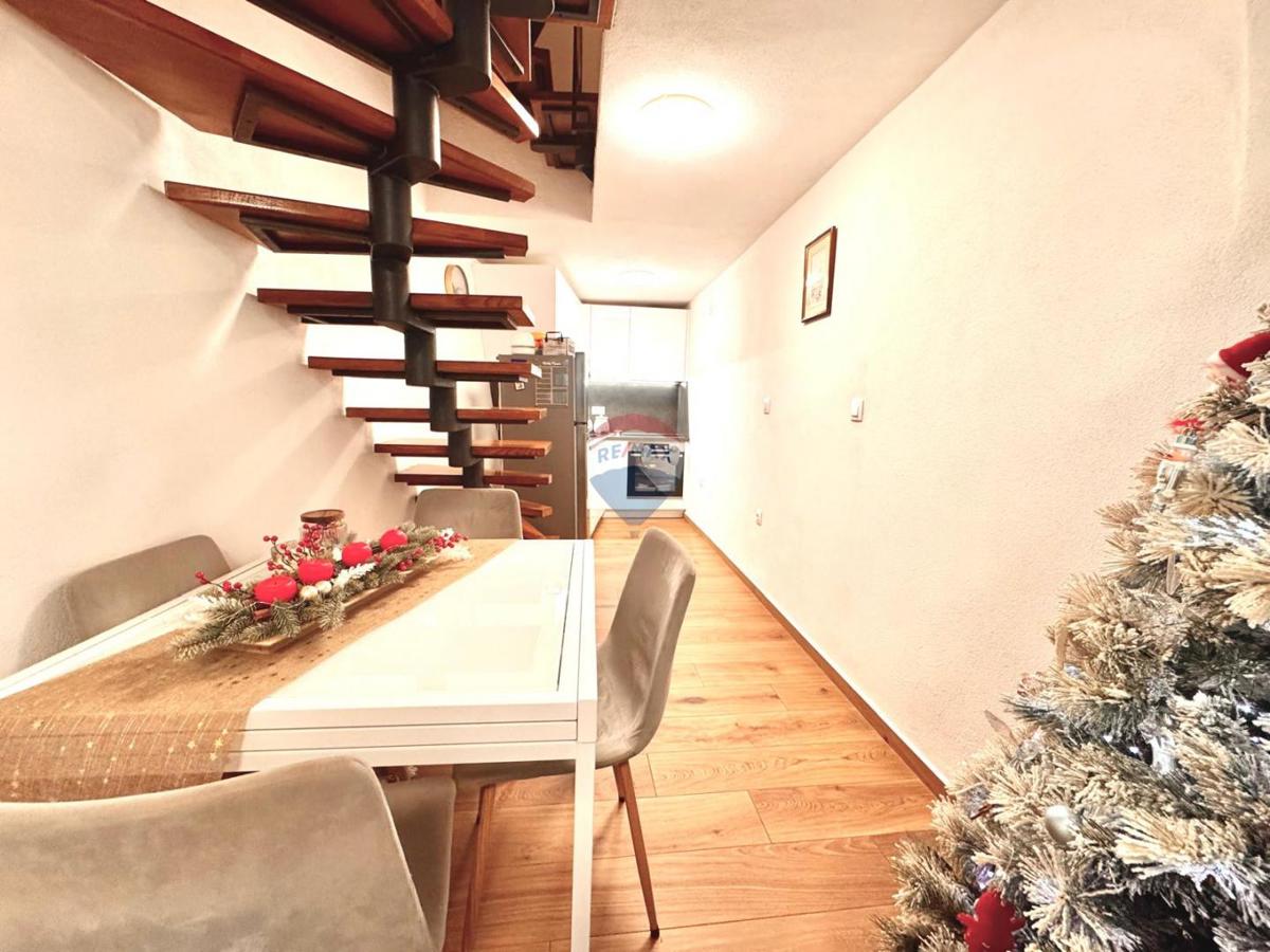 House For sale - Primorsko-goranska Novi Vinodolski - foto 2/13