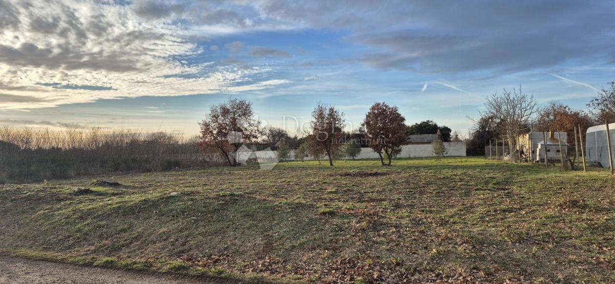 Land For sale - Istarska Marčana - foto 1/13