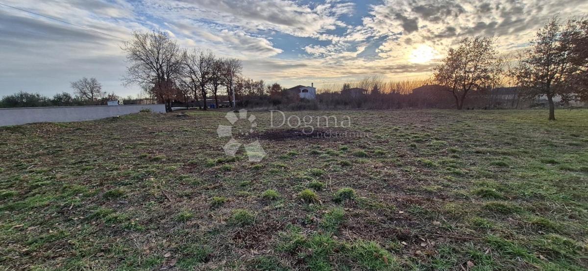 Land For sale - ISTARSKA MARČANA