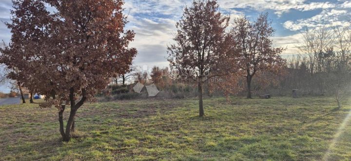 Terreno in vendita 1007 m² – Marčana