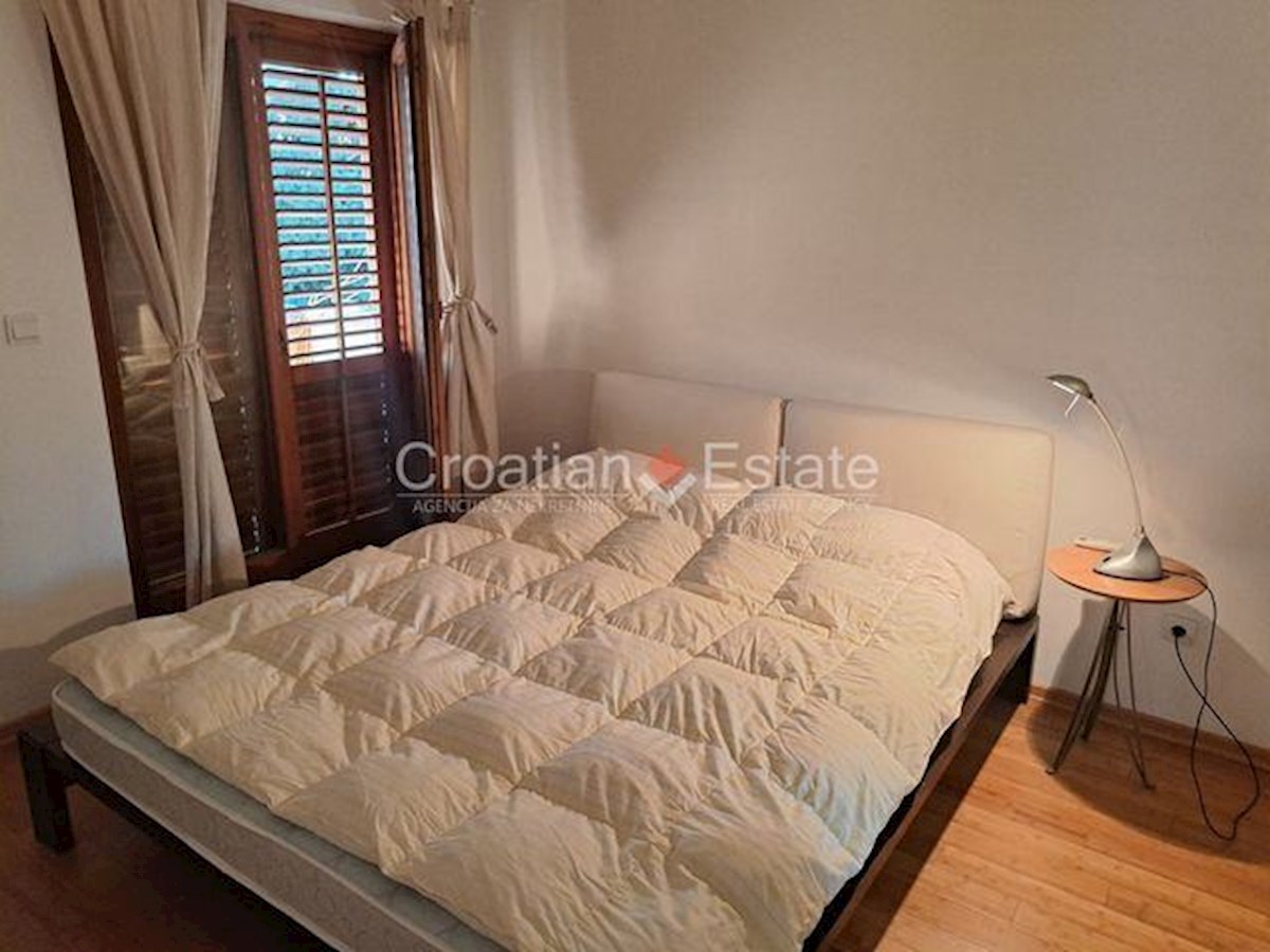 Appartement À louer - SPLITSKO-DALMATINSKA SPLIT