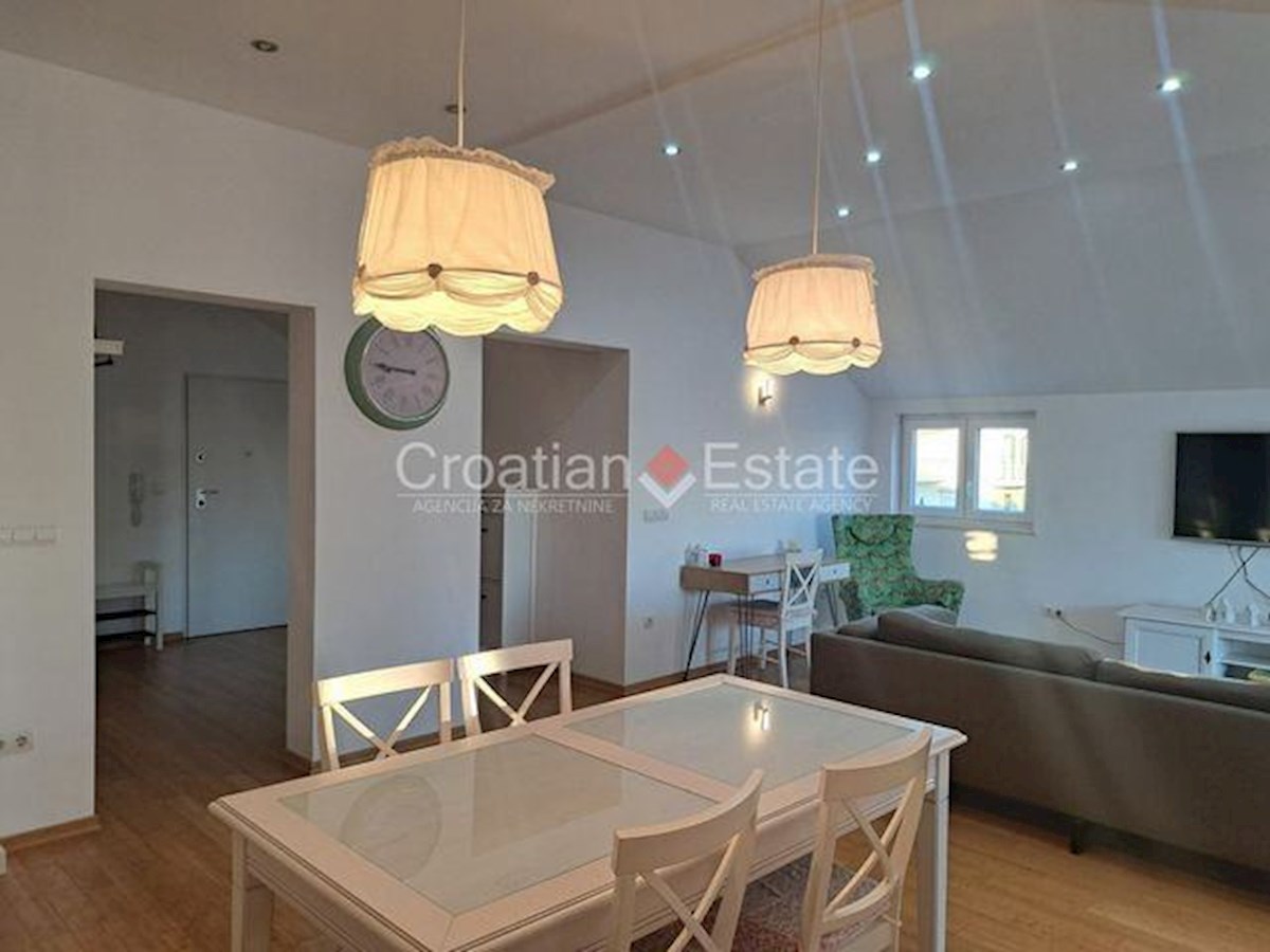 Appartement À louer - Splitsko-dalmatinska Split - foto 4/17