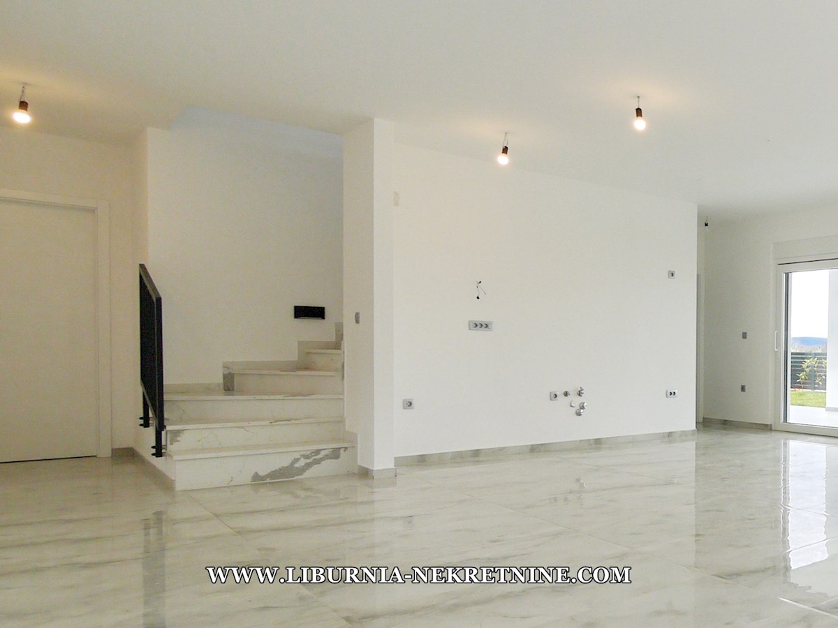 Casa In vendita - PRIMORSKO-GORANSKA KRK