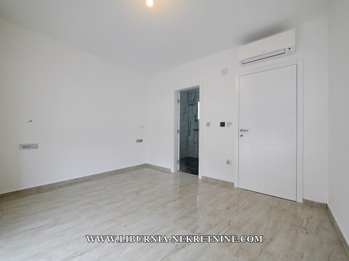 Casa In vendita - PRIMORSKO-GORANSKA KRK