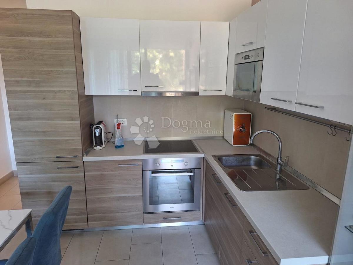 Appartement À vendre - SPLITSKO-DALMATINSKA PODSTRANA