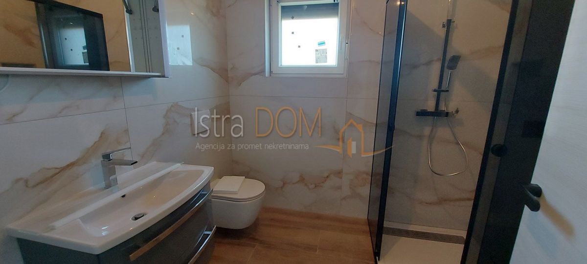 House For sale - ISTARSKA LIŽNJAN
