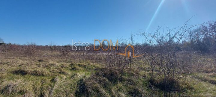 Zemljište na prodaju 4683 m² – Svetvinčenat