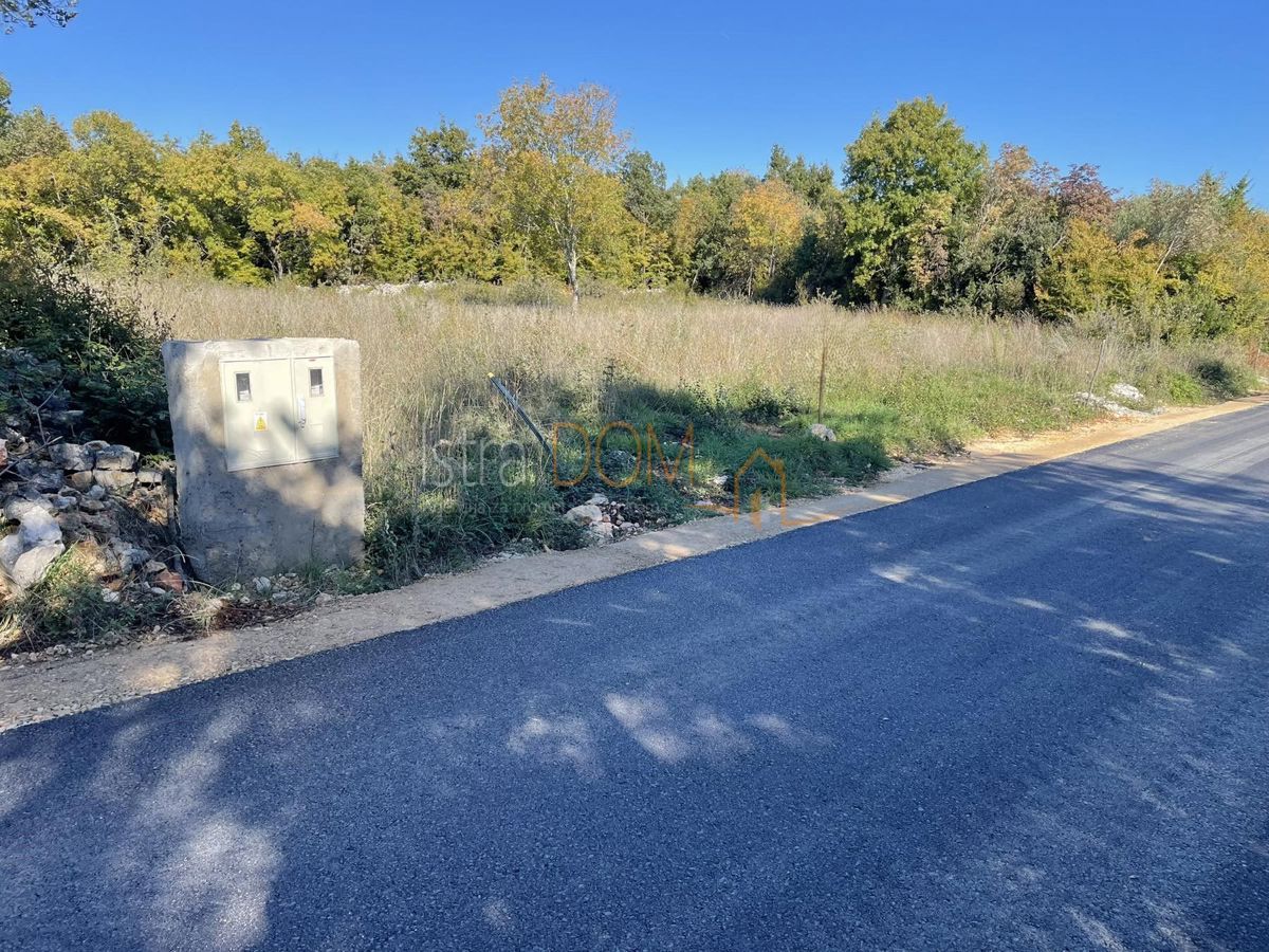 Parcela Na predaj - Istarska Marčana - foto 2/3