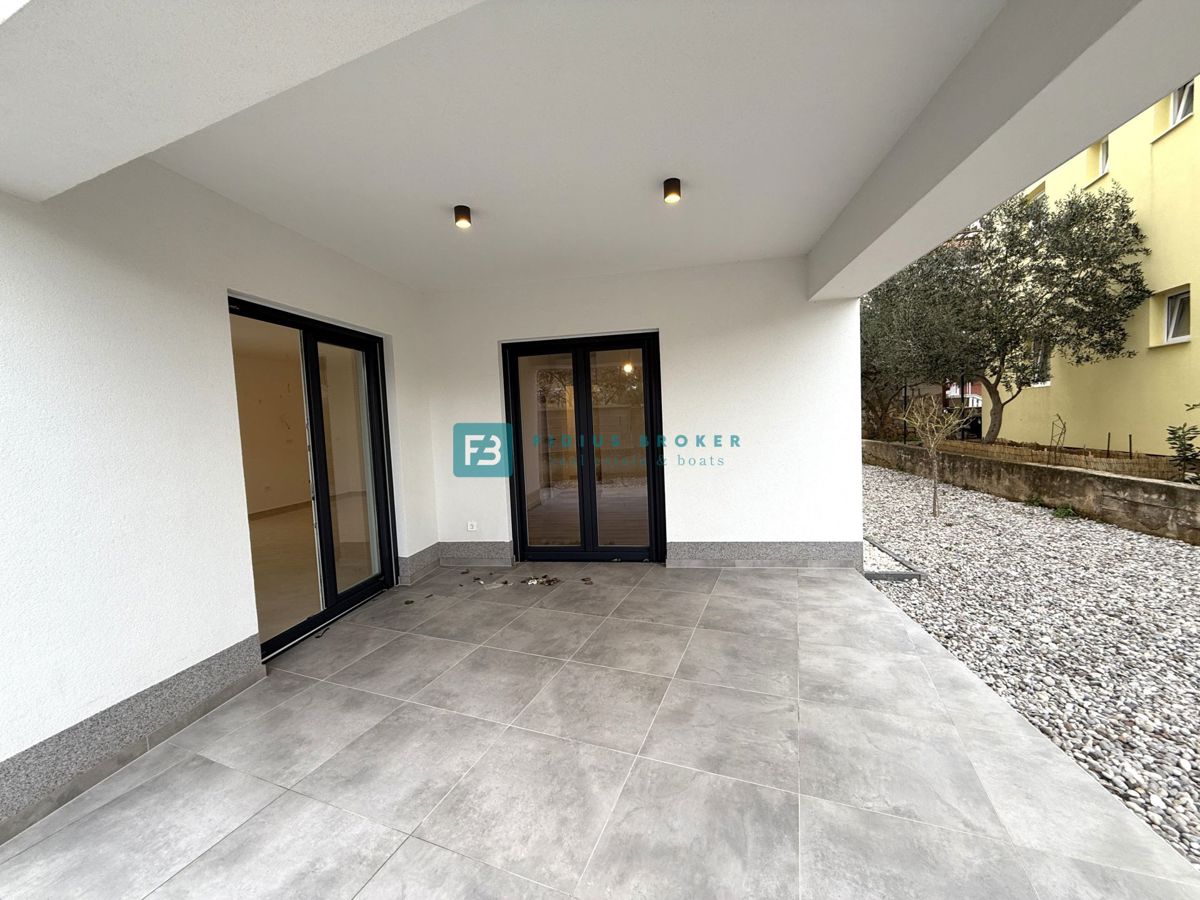 Flat For sale - ŠIBENSKO-KNINSKA VODICE