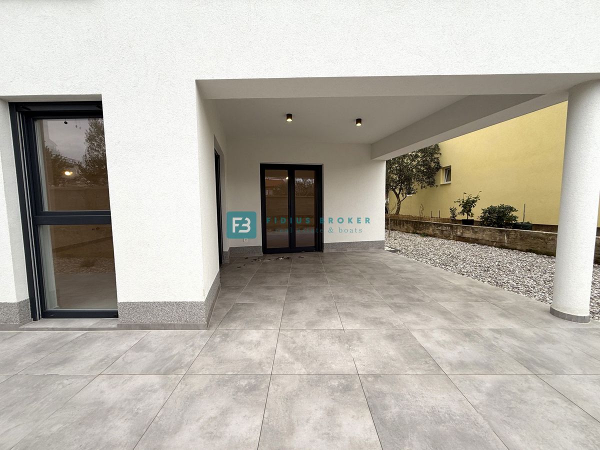 Flat For sale - ŠIBENSKO-KNINSKA VODICE