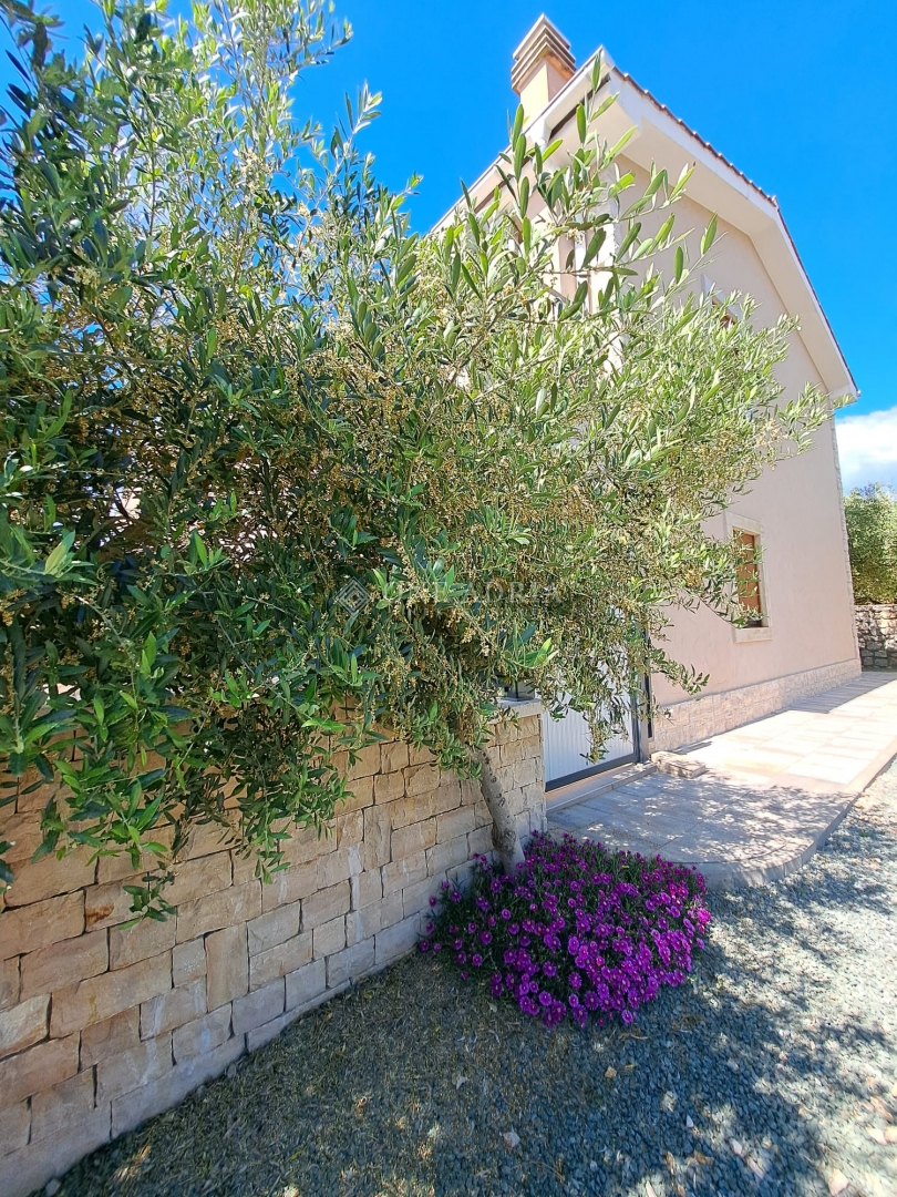 Casa In vendita - PRIMORSKO-GORANSKA KRK