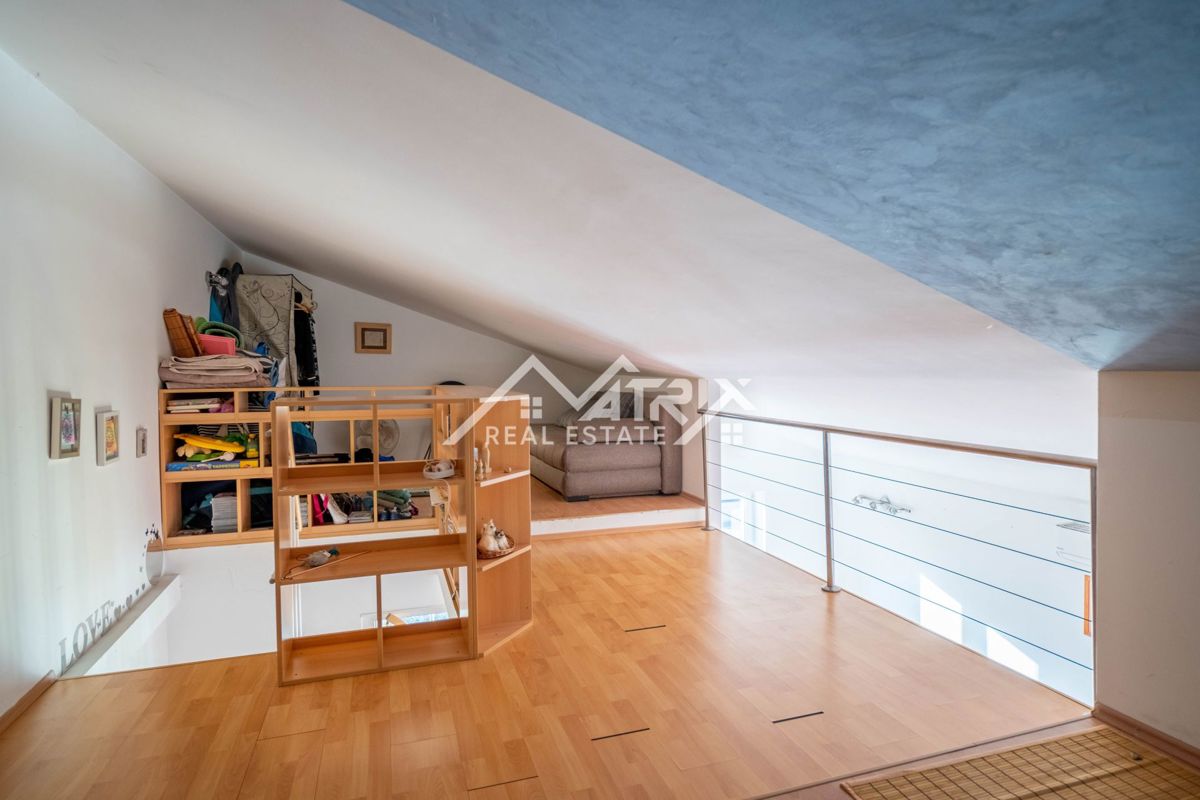 Apartment Zu verkaufen - ISTARSKA NOVIGRAD