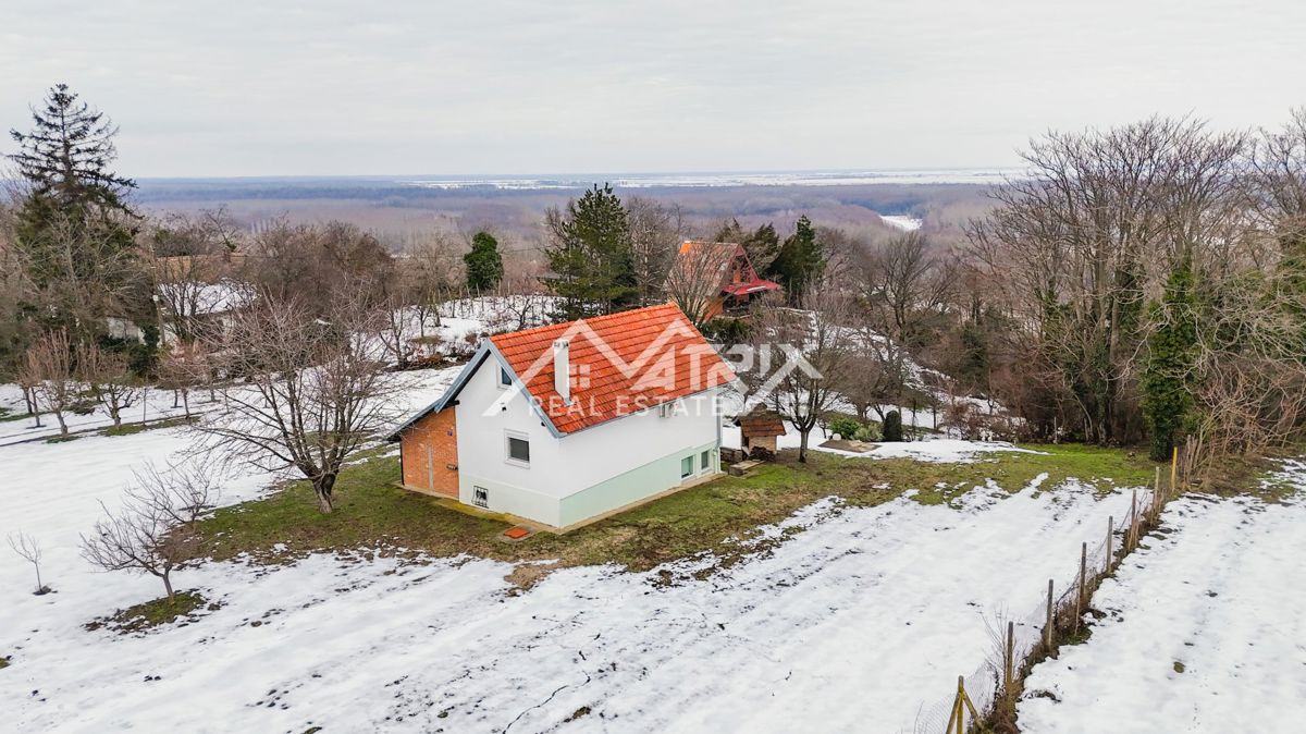 Haus Zu verkaufen - OSJEČKO-BARANJSKA ERDUT