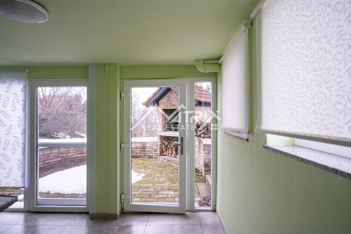 Haus Zu verkaufen - OSJEČKO-BARANJSKA ERDUT
