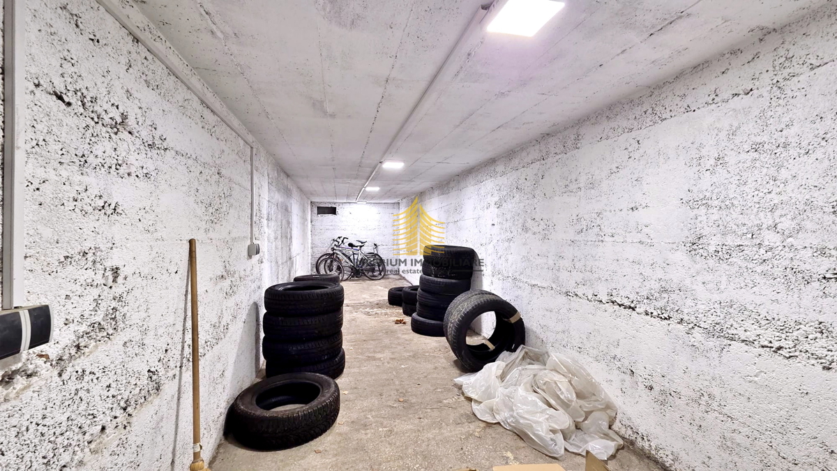Gewerbefläche Zu verkaufen - ZAGREBAČKA SAMOBOR
