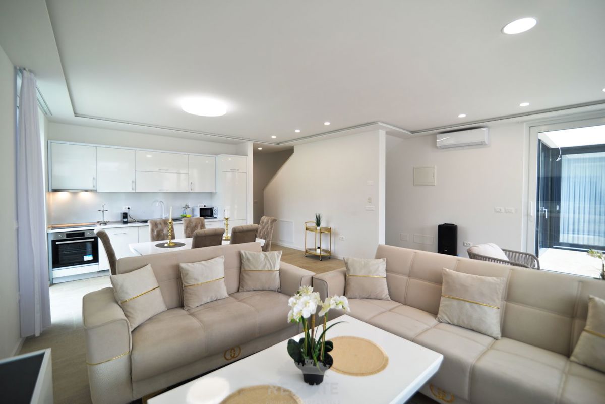 House For sale - Istarska Poreč - foto 1/35