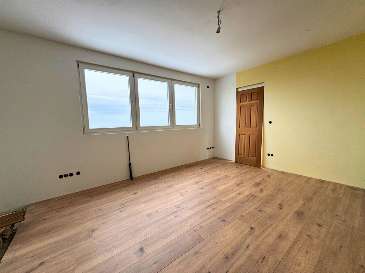 House For sale - ZAGREBAČKA SVETA NEDELJA