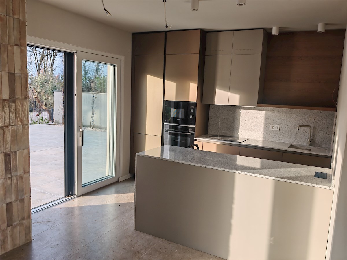 House For sale - ISTARSKA NOVIGRAD