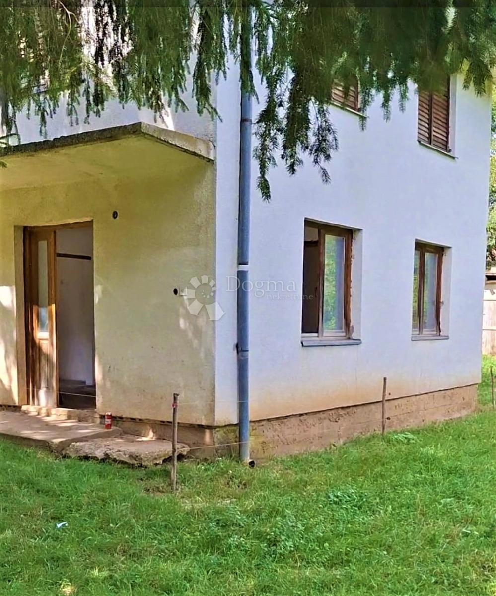 Hiša Na predaj - Ličko-senjska Donji Lapac - foto 1/3