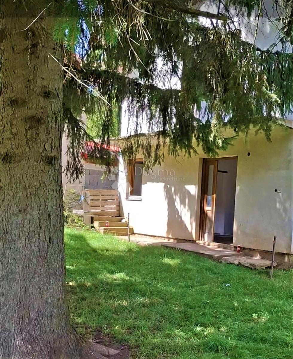 Hiša Na predaj - Ličko-senjska Donji Lapac - foto 3/3