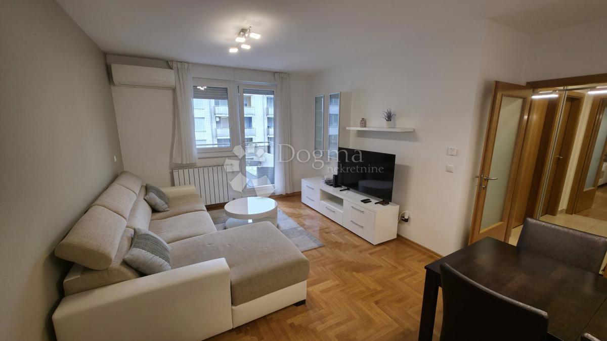 Flat For rent - Grad Zagreb Zagreb - foto 2/12