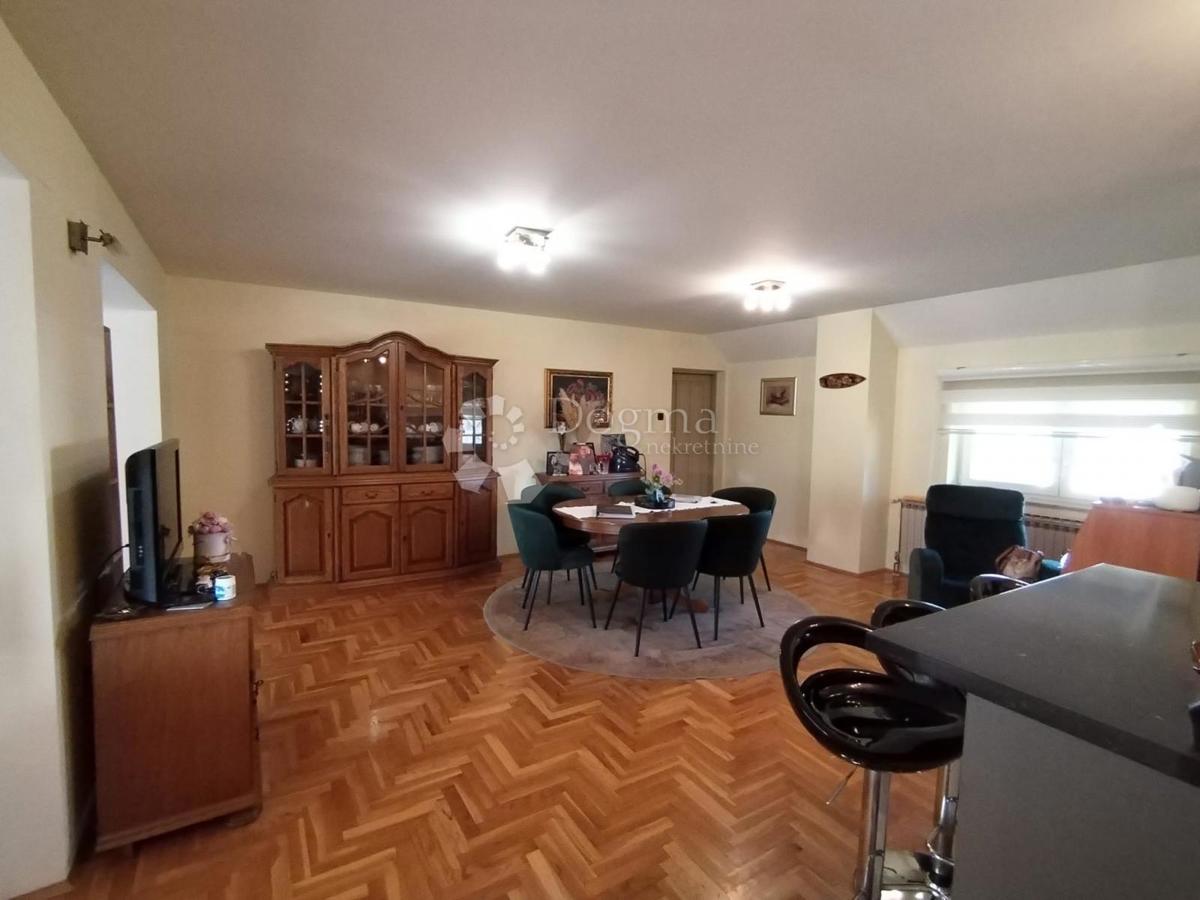 Maison À vendre - ZAGREBAČKA DUBRAVA
