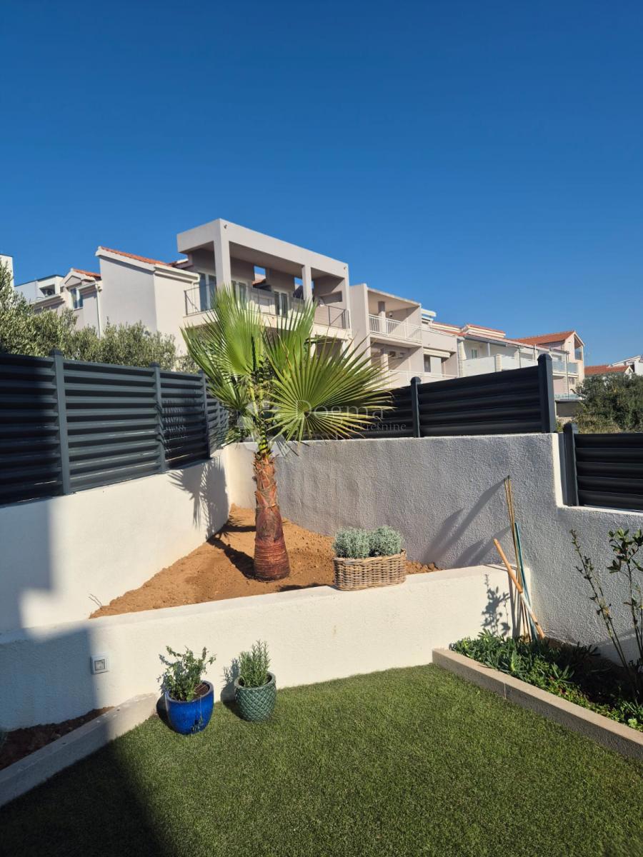 Apartment Zu verkaufen - ŠIBENSKO-KNINSKA ROGOZNICA