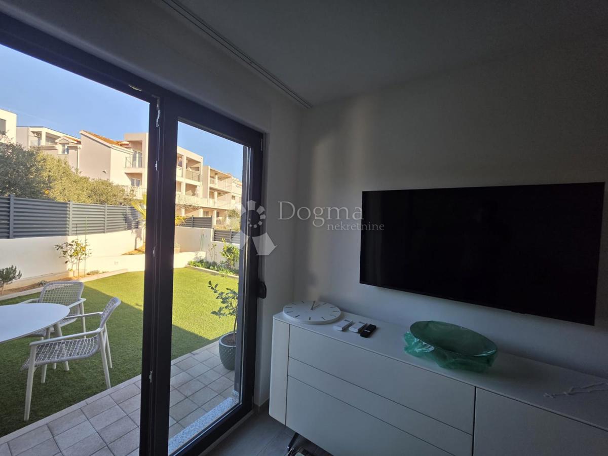 Apartment Zu verkaufen - ŠIBENSKO-KNINSKA ROGOZNICA