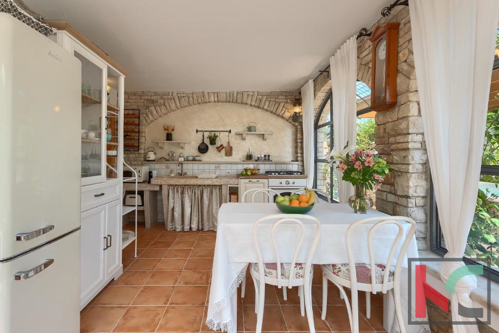 Haus Zu verkaufen - ISTARSKA SVETVINČENAT