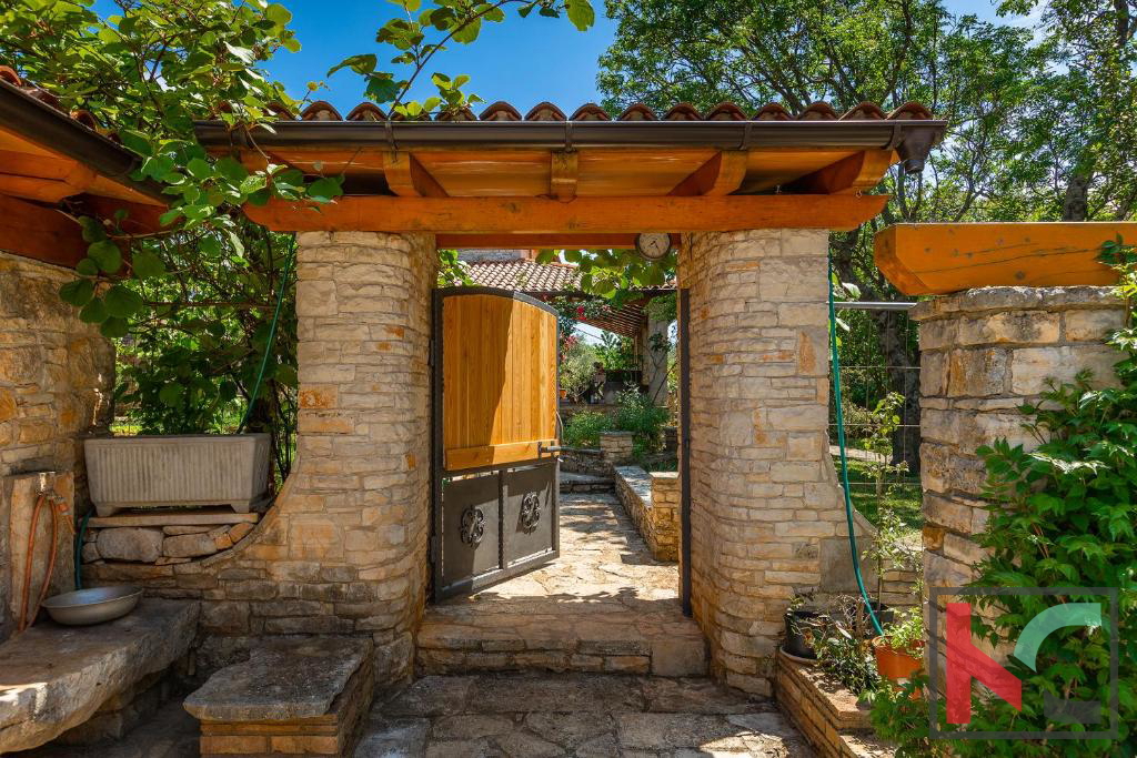 Haus Zu verkaufen - ISTARSKA SVETVINČENAT