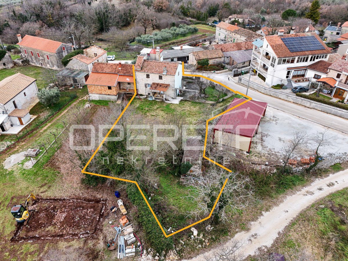 House For sale - Istarska Višnjan - foto 2/33
