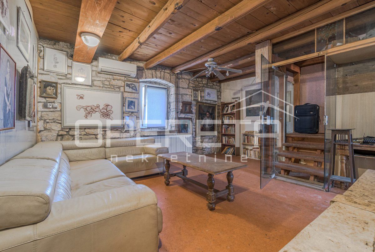 House For sale - ISTARSKA VIŠNJAN