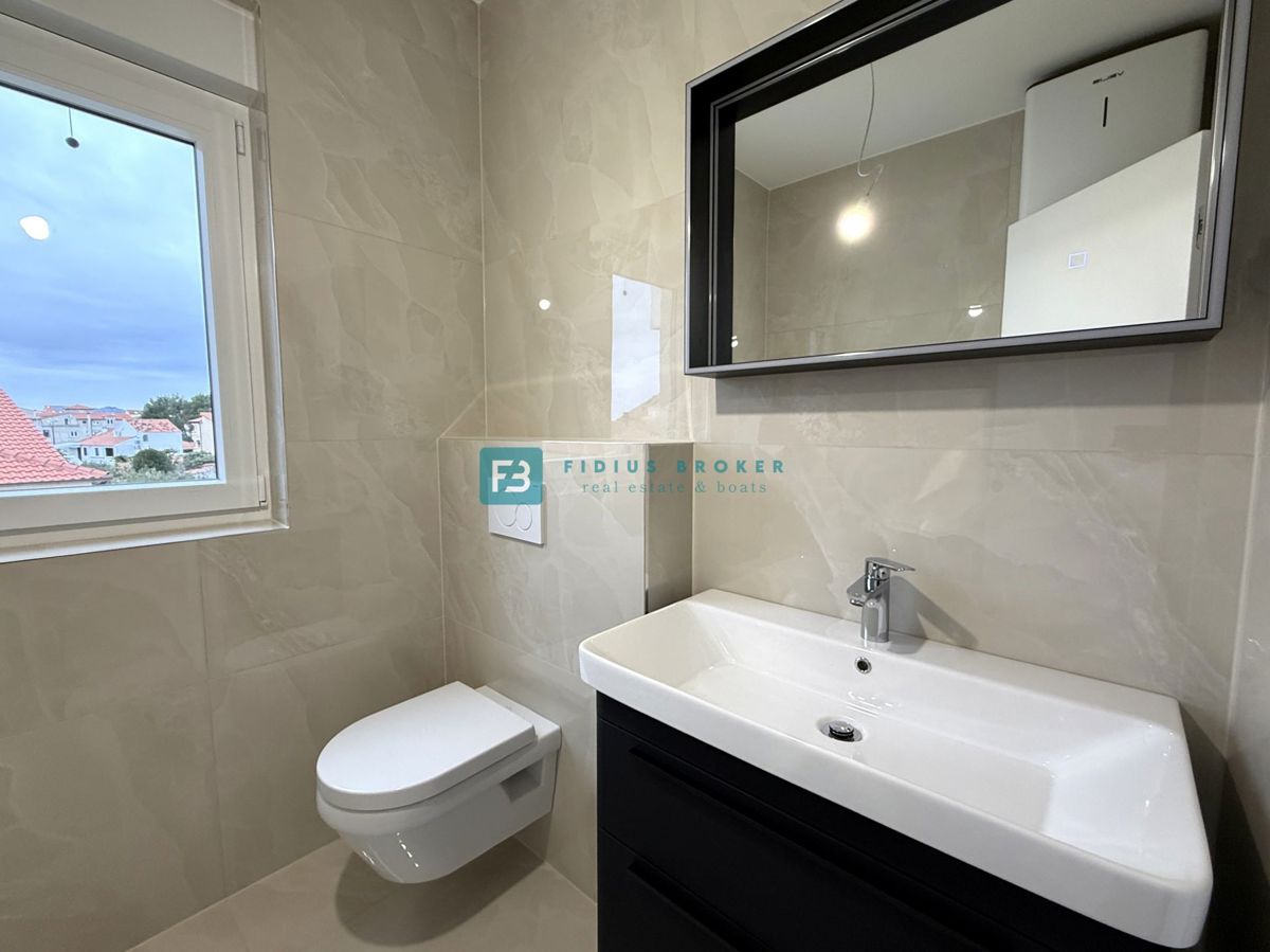 Flat For sale - ŠIBENSKO-KNINSKA VODICE
