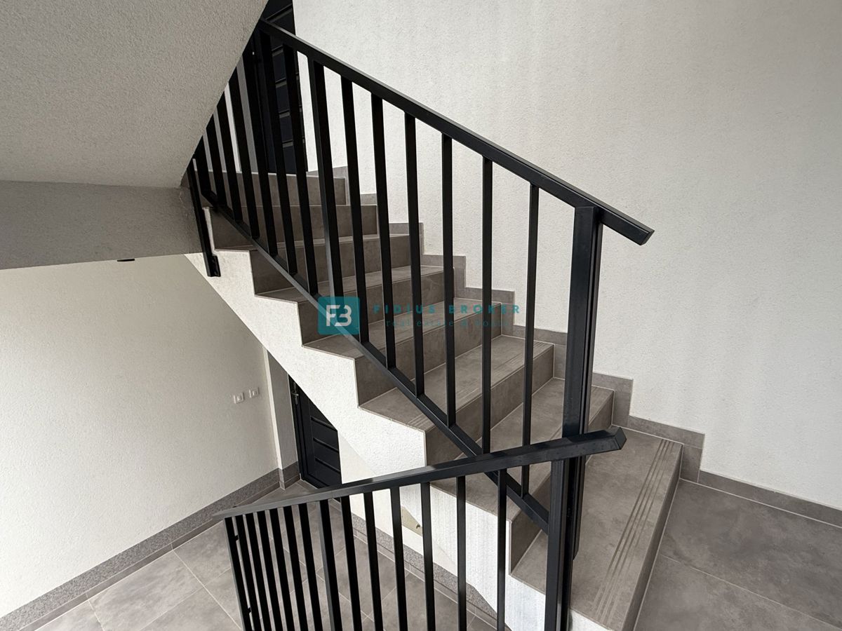 Flat For sale - šibensko-kninska Vodice - foto 3/24