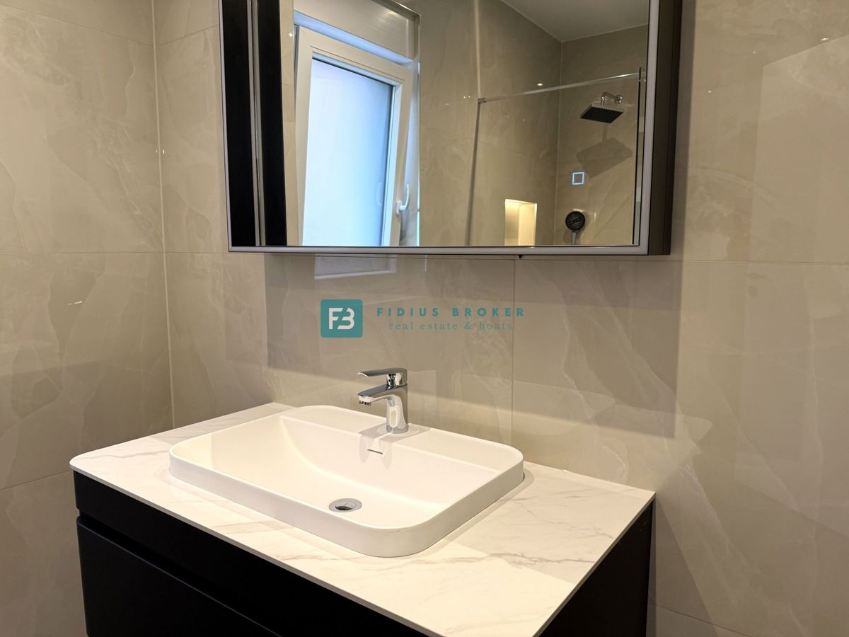 Flat For sale - ŠIBENSKO-KNINSKA VODICE