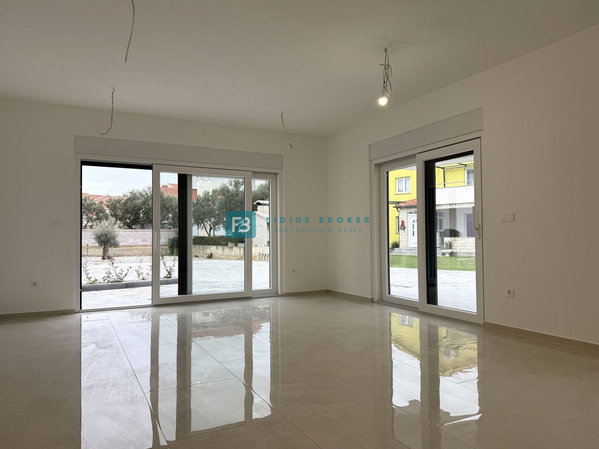Flat For sale - ŠIBENSKO-KNINSKA VODICE