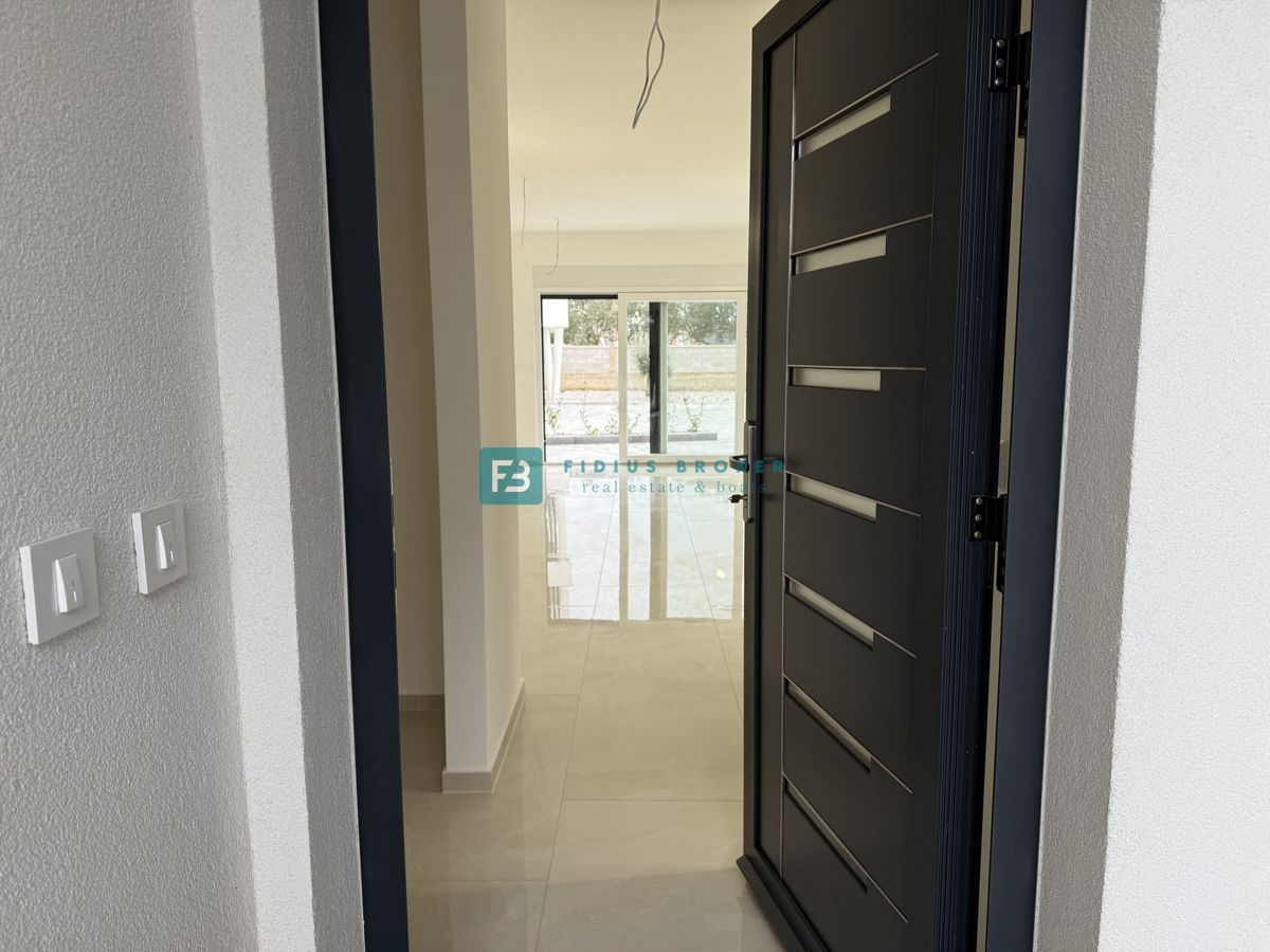 Flat For sale - ŠIBENSKO-KNINSKA VODICE