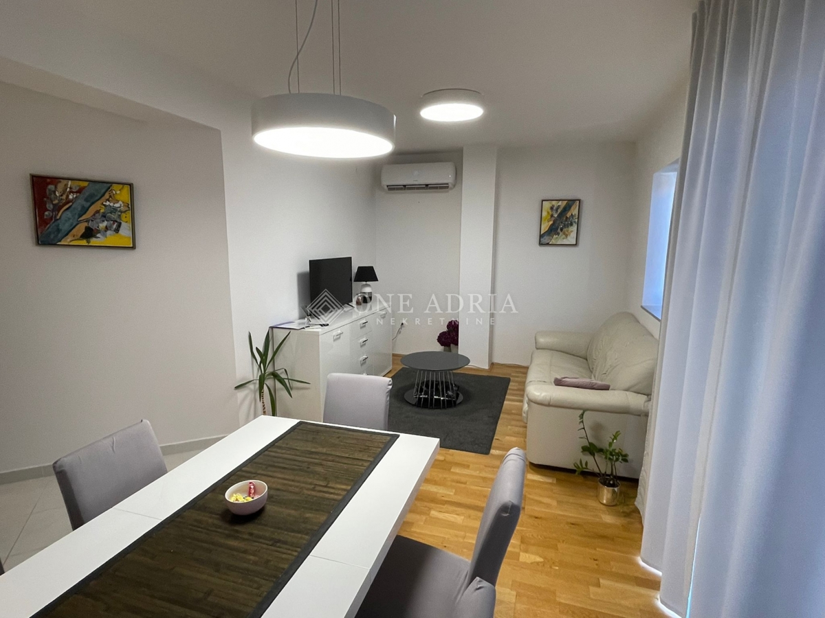 Appartamento In vendita - Primorsko-goranska Novi Vinodolski - foto 3/7